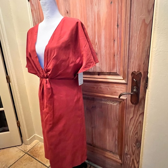 NWOT JULIA JORDAN Flutter Sleeve Twist Front Dress Rust Color - Picture 6 of 16